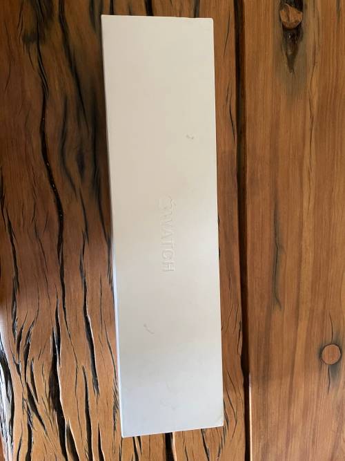 Apple Watch Series 4 GPS 40mm Space Grey Aluminium Case - Outer Cracked Screen, Full Working (AS IS)