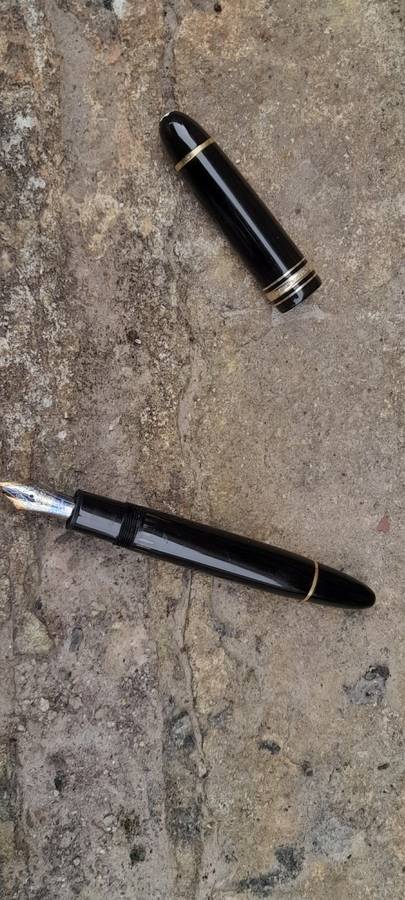 Montblanc Meisterstuck 149 Fountain Pen 18K Medium Nib - Early 1991 Model Authentic