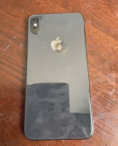 Apple Iphone XS MAX Space Grey 64GB - Sell - AS IT IS. All Networks Unlocked For Repair. No ICloud
