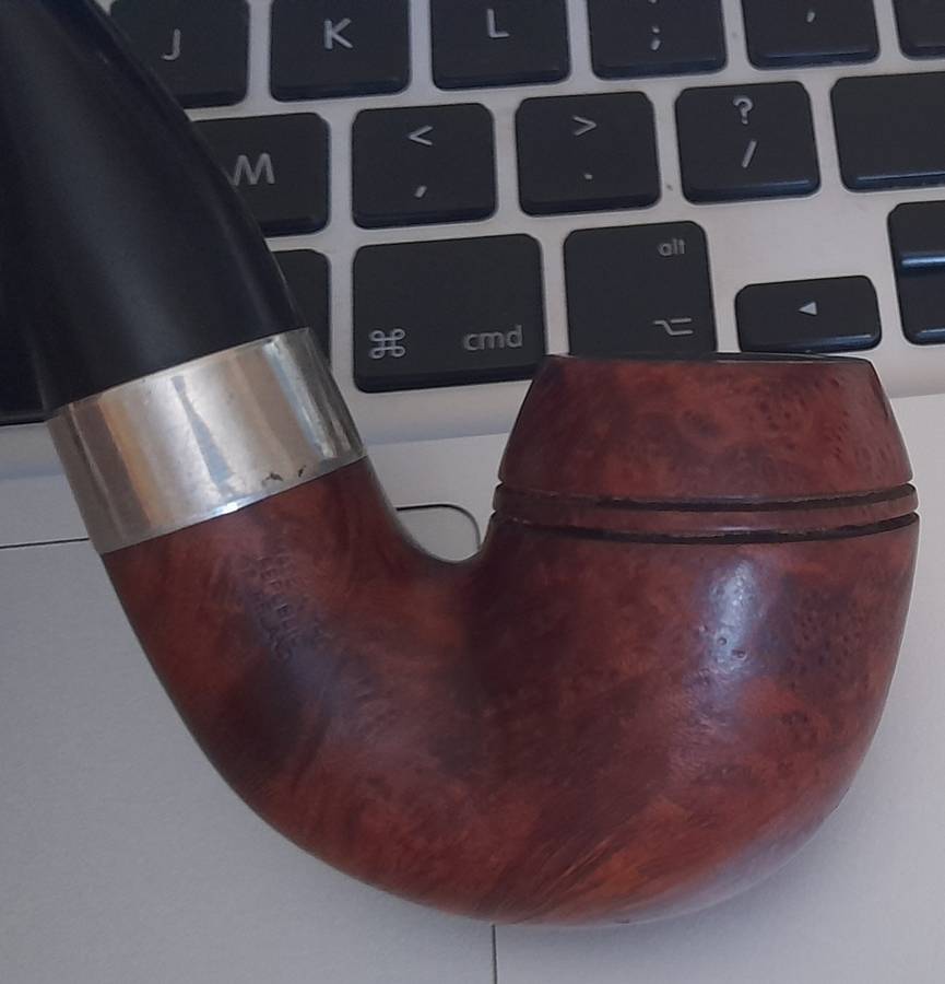 Peterson Sherlock Holmes Baskerville Briar 9mm Pipe - Silver mounted - Bargain