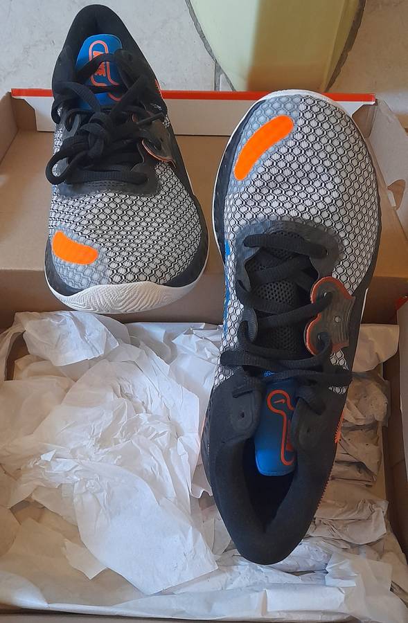 Nike Renew Elevate 2 Sneakers Size 10 Eur 43 - Bargain Unworned