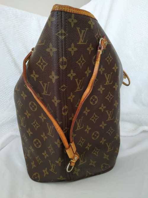 Louis Vuitton Neverfull Tote