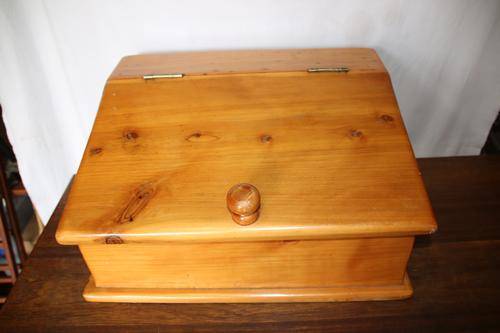 Vintage Pine Bread Bin
