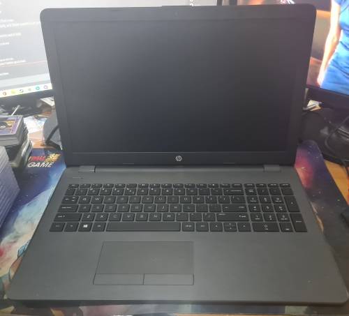 HP 255 G6 AMD E2-9000 15.6` Notebook laptop + Power cable - No box - quick 1 day auction