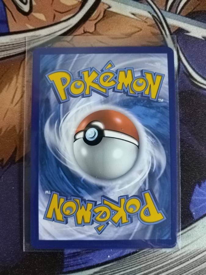Pokemon Trading Card Game - Greedent VMAX #218 - English