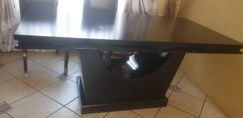 6Seater Dinning room table