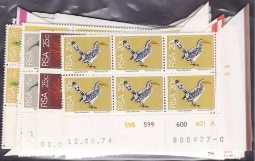 RSA - 2ND DEF ISSUE, 30 X ASSORTED CONTROL BLOCKS TO 25c WITH VARIOUS DATES (SOME DUPS.) - ALL U/M!!