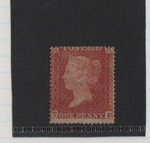GB QUEEN VIC 1854-57-ONE PENNY RED-PERF 14 DIE 1-FINE MINT WITH HINGE-CV R11 000-SEE SCANS