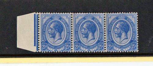 UNION SA-KINGS HEAD 2 1/2d-UM STRIP OF THREE WITH BROKEN JUBILEE LINE IN MARGIN-SOME NIBBLED PERFS