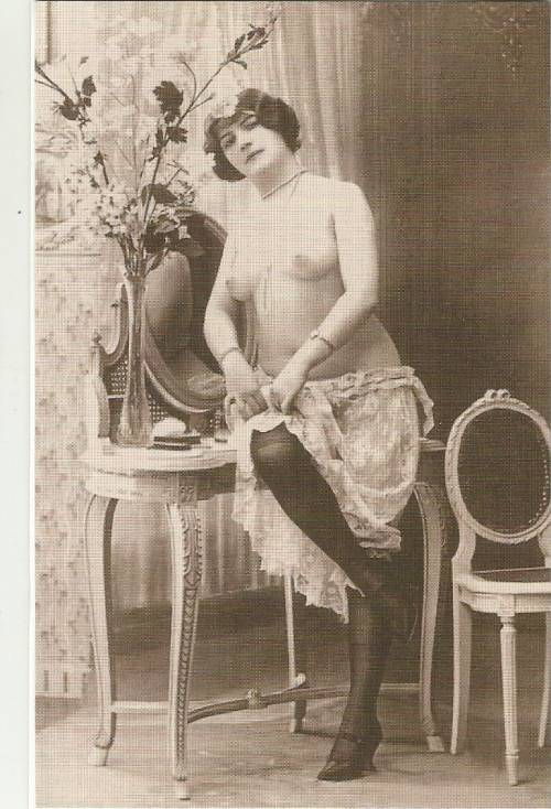 Great Britain Nude on Sepia reprint of POST card circa 1910 in fantastic condition, seldom offered 4