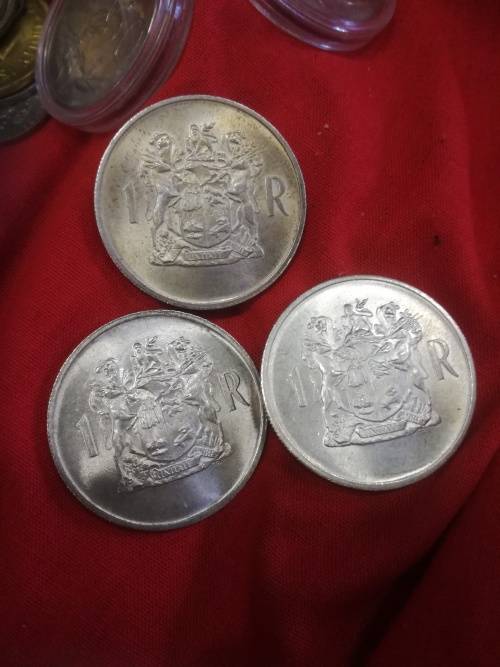 1969 unc (proof.?) R1 silver coin ×3 R135 each