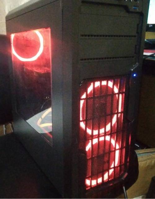 ! INTEL i7-4790 [4 GHz!] GAMING RIG + GPU !!