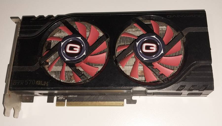 !! LOT OF (X3) GPUs - PARTS OR REPAIR !!