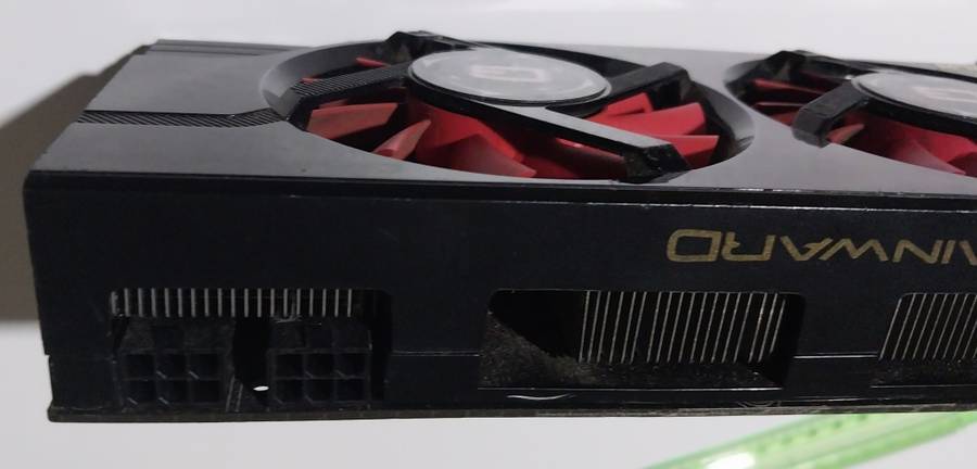 !! LOT OF (X3) GPUs - PARTS OR REPAIR !!