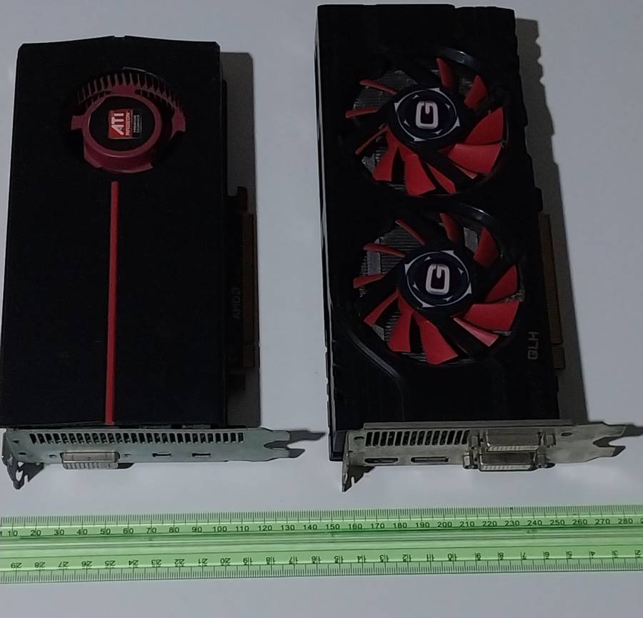 !! LOT OF (X3) GPUs - PARTS OR REPAIR !!