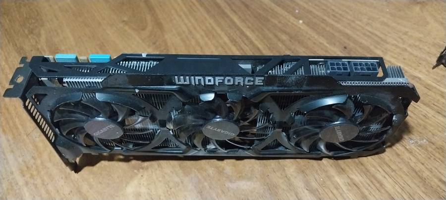 !! GIGABYTE GV-N760 4GB OVERCLOCK EDITION GPU GRAPHICS CARD - PARTS OR REPAIR !!