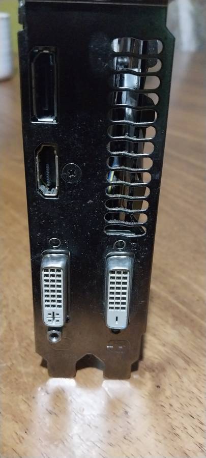 !! GIGABYTE GV-N760 4GB OVERCLOCK EDITION GPU GRAPHICS CARD - PARTS OR REPAIR !!