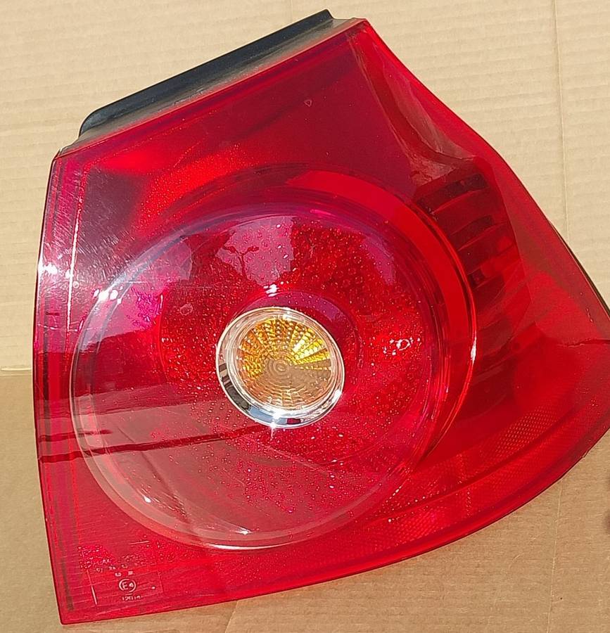 GOLF 5 ORIGINAL OEM TAIL LIGHT