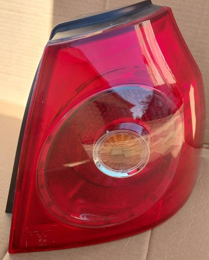 GOLF 5 ORIGINAL OEM TAIL LIGHT