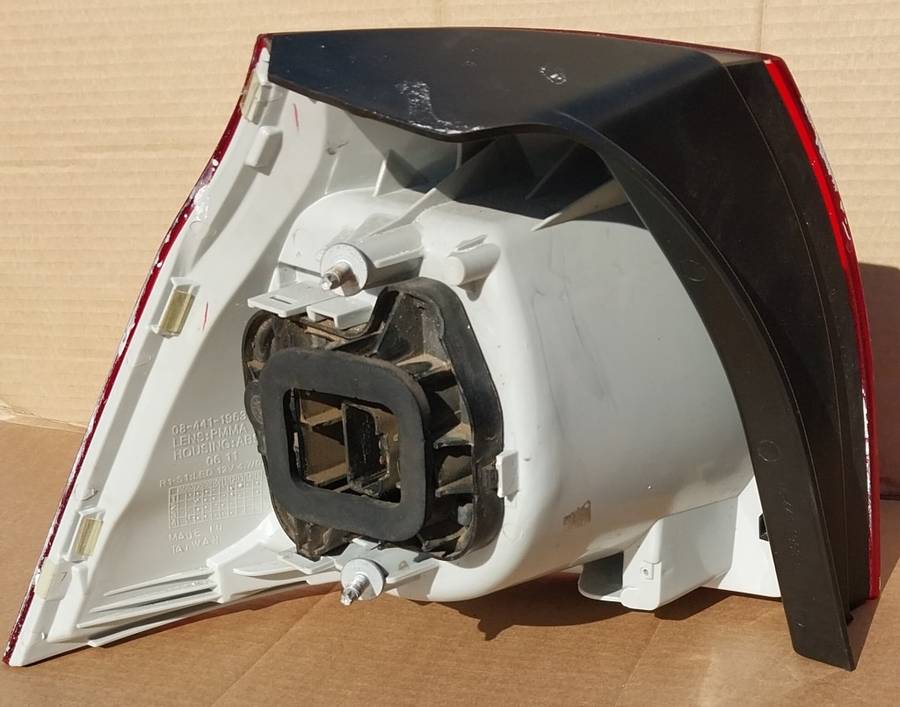 GOLF 5 ORIGINAL OEM TAIL LIGHT