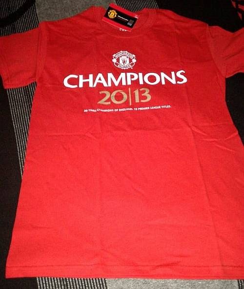 Manchester United Champions 2013 Mens T-Shirt (Small)