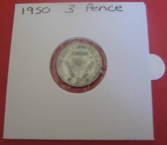 ***1950 UNION OF SA 3 PENCE  ***