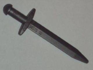 DARK GREY POINTED GREATSWORD - Lego Minifigure Weapons (RARE!)