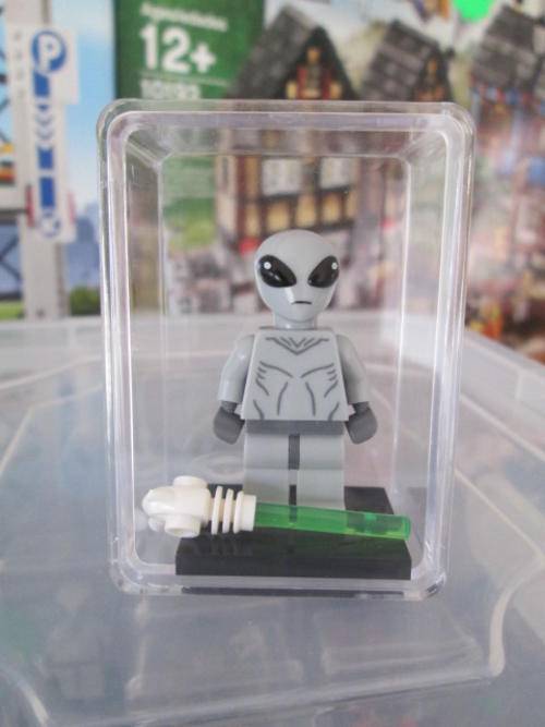CLASSIC ALIEN - LEGO Minifigures - Series 6