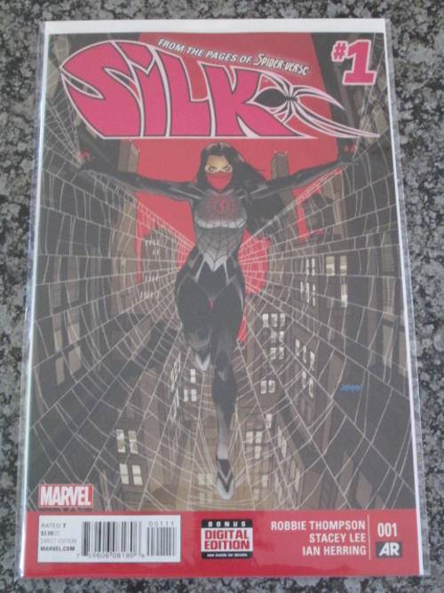 Silk #1 (NM Inside Sleeve 1st Printing - 2015) Collector's Issue