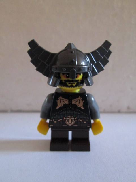 Evil Dwarf - Lego Minifigures Series 5 (Discontinued)