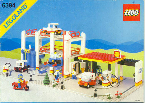 Classic Town Set from 1988 - Metro Park & Garage