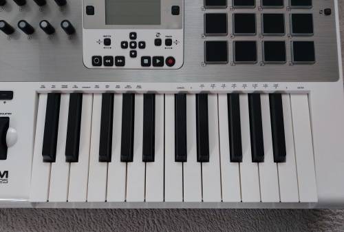 M-Audio Axiom Air 25 Keyboard and Pad Controller