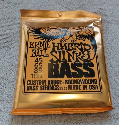 Ernie Ball Hybrid Slinky 4-String Bass Strings  (45-105)