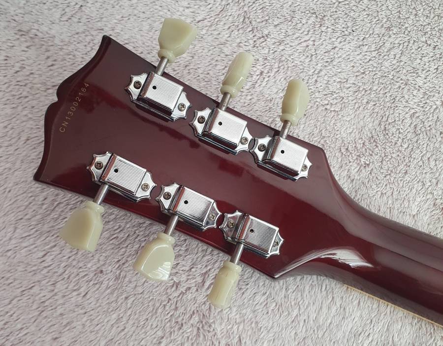 Tokai Les Paul Electric Guitar with Case