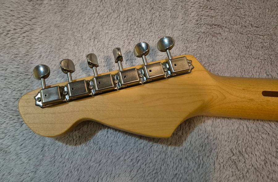 Tokai MIJ Goldstar Sound AST88 Stratocaster Guitar