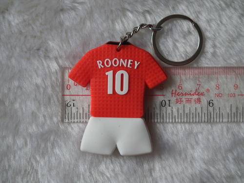 kiTki Manchester United 10 Rooney football soccer plastic keychain key chain ring souvenior