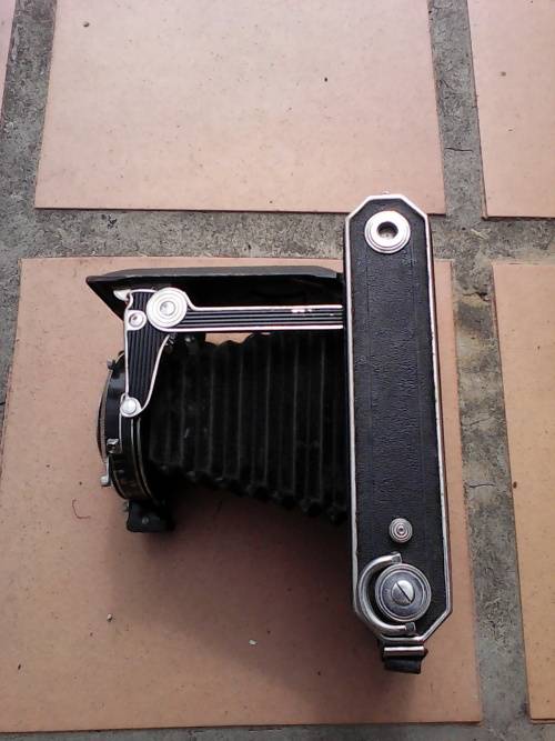 RARE 1934 - 1939 KODAK VOLLENDA 620 FOLDING CAMERA (MINT CONDITION) VALUE R5500.00