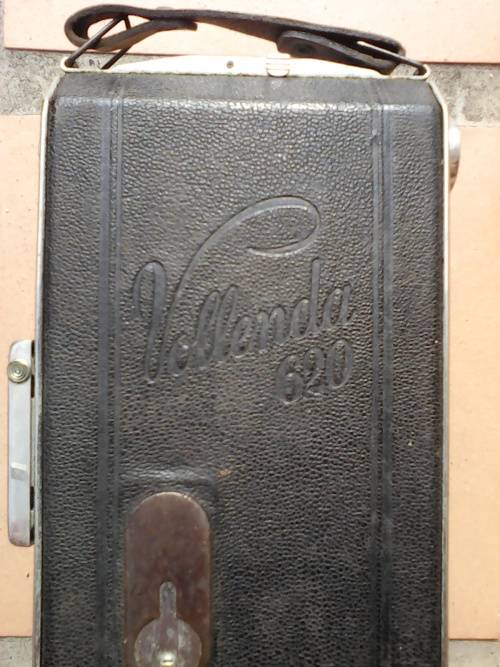 RARE 1934 - 1939 KODAK VOLLENDA 620 FOLDING CAMERA (MINT CONDITION) VALUE R5500.00