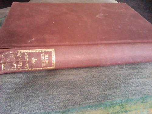 The Leopard Hunts in Darkness (1984 First Edition Hardcover) Wilbur Smith