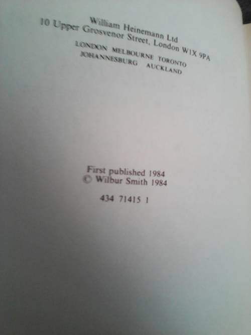 The Leopard Hunts in Darkness (1984 First Edition Hardcover) Wilbur Smith