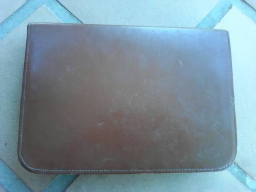 1950's Men's Bathroom Kit In Faux Leather Carry Bag