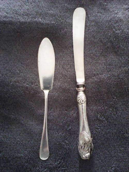 Mappin @ Webb Butterknife / R.M.Co FishKnife (Sold as One lot)