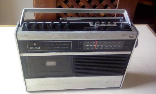 Vintage Gallo Radio Cassette Recorder