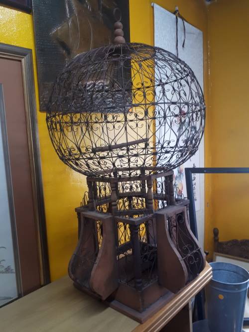Large Stunning Highly Detailed Victorian Bird Cage