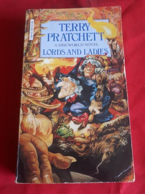 Terry Pratchett `Lords And Ladies` A Discworld Novel