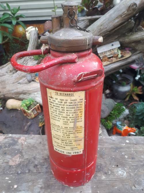 Vintage 1967 Waterloo Mark III Chemical Dry Powder Fire Extinguisher