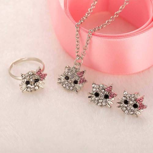 ***CUTE*** HELLO KITTY SET FOR GIRLS!!