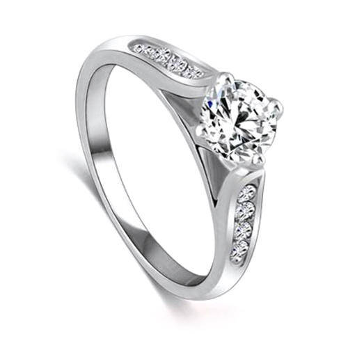 BRILLIANT LADIES ZIRCONIA RING SIZE 18