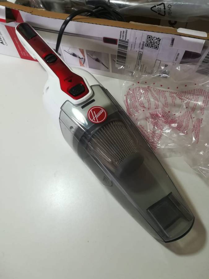 Multi-Functional Vacuum Cleaner - Hoover Air Light Stick HSV600C