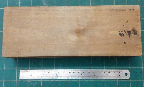 Antique 'Teekendoos' colouring box